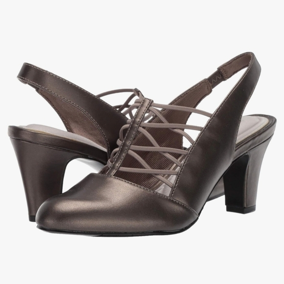 easy street Shoes - Women's Easy Street Berry Slingback Heels Size 8.5M